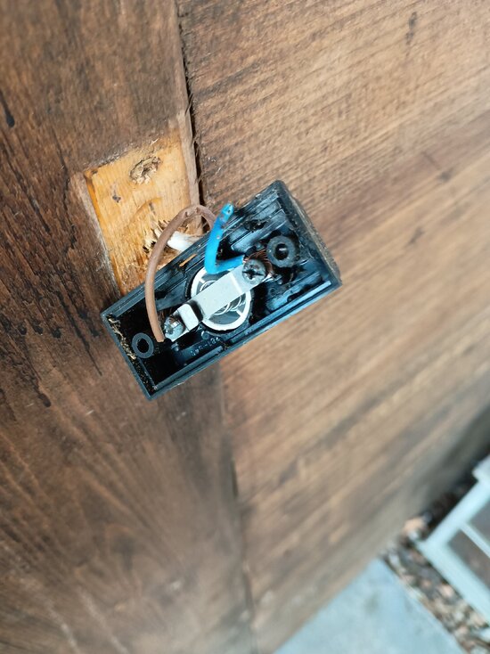 [ElectriciansForums.net] Door Bell installation